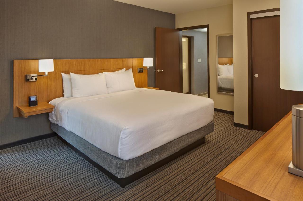 Hyatt Place Чейпъл Хил Екстериор снимка